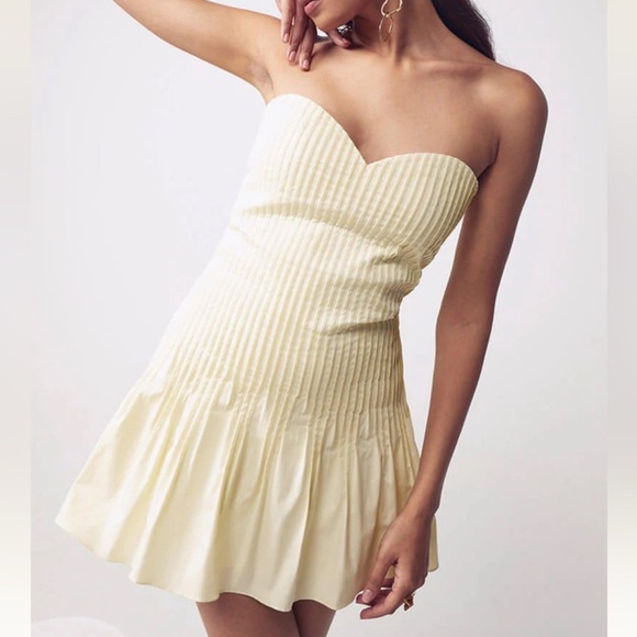 Mannatt Gupta Dresses & Skirts - NEW MANNATT GUPTA Strapless Mini Dress in Yellow Women's Small